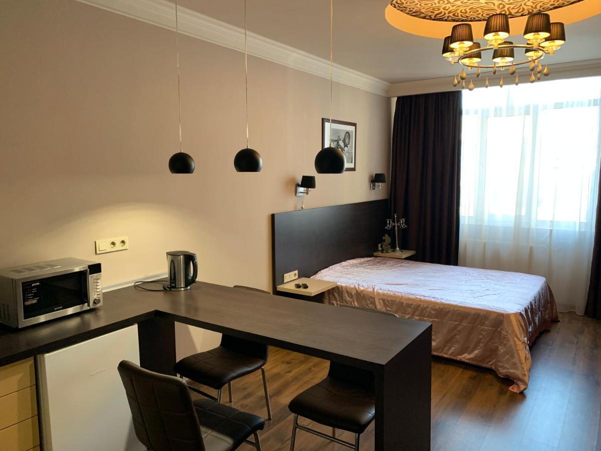 Apartment Elegant Kiev Esterno foto